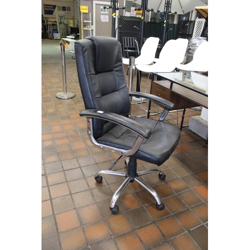 52a - Office chair black