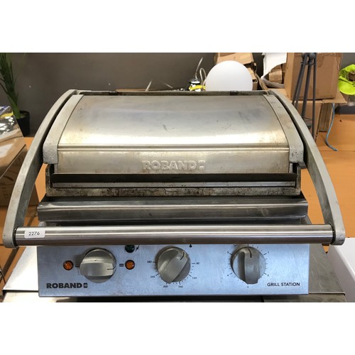 228 - ROBAND GRILL STATION