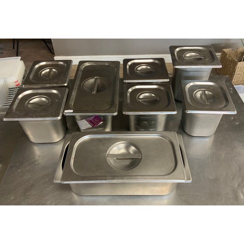 184 - 8 x MIXED SIZE SS GN PANS & LIDS