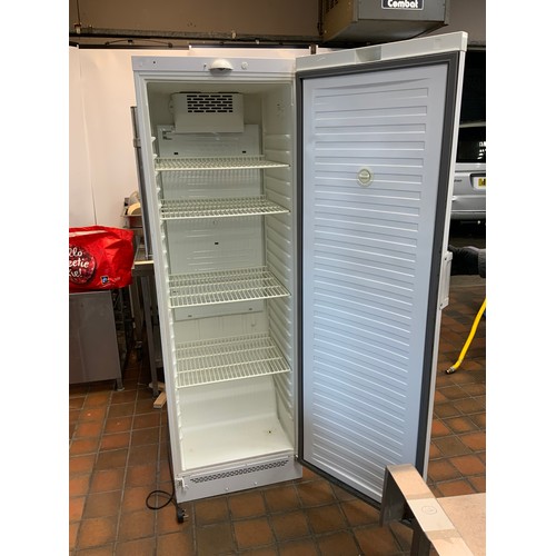 41 - VESTFROST CFKS471 UPRIGHT FRIDGE - COST NEW £682