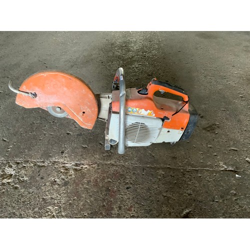 6 - STIHL DISC CUTTER