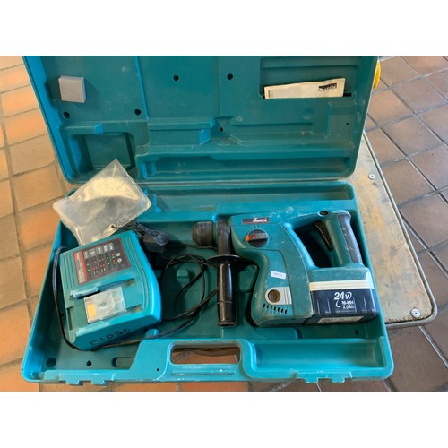 12 - MAKITA BHR200 ROTARY HAMMER DRILL 24 VOLT