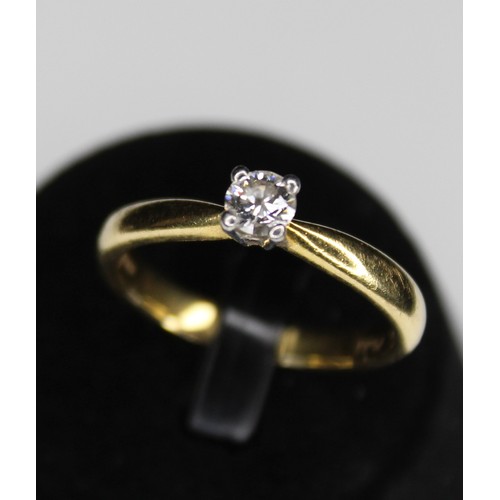 269 - BRILLIANT CUT DIAMOND SOLITAIRE 18CT GOLD & PLATINUM RING - HALLMARKED LONDON 2004 ESTIMATED 0.2... 