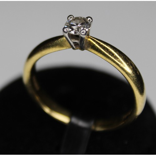 269 - BRILLIANT CUT DIAMOND SOLITAIRE 18CT GOLD & PLATINUM RING - HALLMARKED LONDON 2004 ESTIMATED 0.2... 