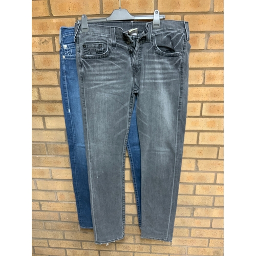 171 - TRU RELIGION ROCCO BLACK JEANS SIZE 34, TRU RELIGION ROCCO BLUE JEANS SIZE 36 (CRP8)