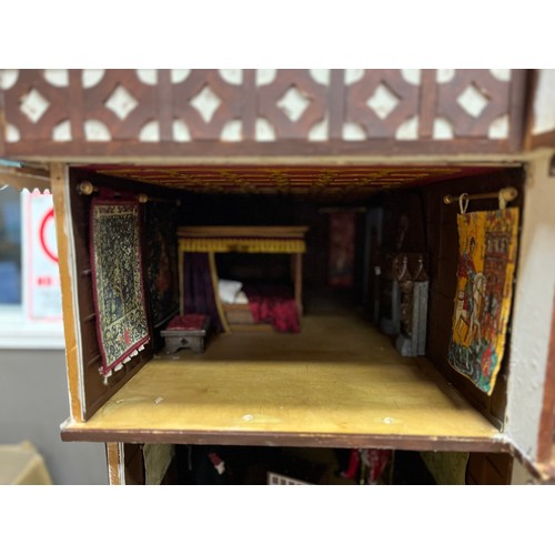 136 - TUDOR DOLLS HOUSE AND ACCESORIES