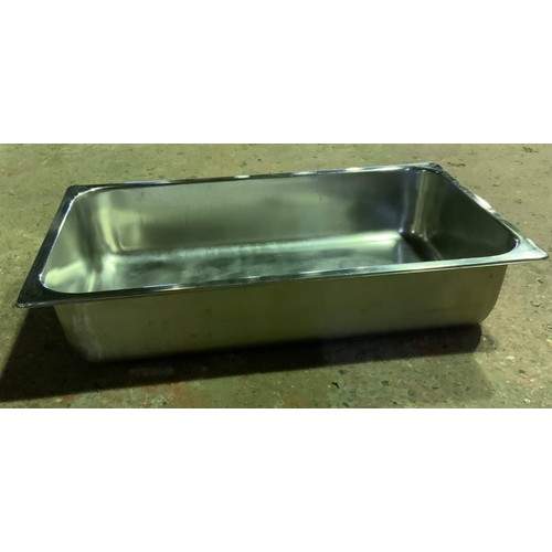 89 - BARRIER TOP CHAFFING DISH WITH TRAY