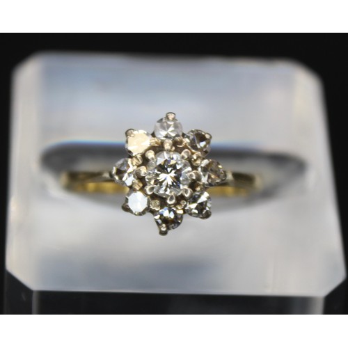 262 - DIAMOND DAISY CLUSTER - 9 DIAMOND & 9CT GOLD RING