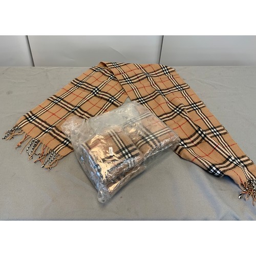 88 - PACK OF 6 NOVA CHECK SCARFS