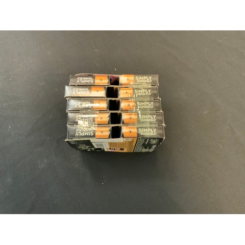100 - 10 AAA PACKS OF 6 EACH PACK  (9432)
