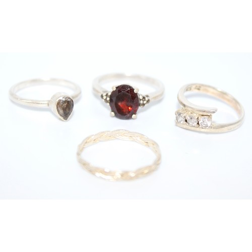 124 - 4 X 925 SILVER RINGS (9303,9301,9309,9303)