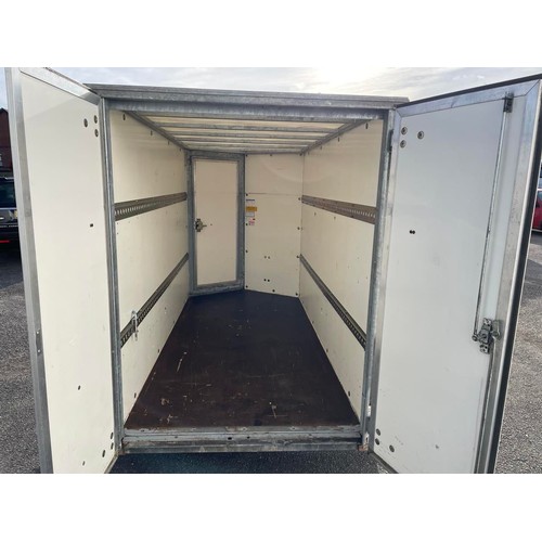 190 - IFOR WILLIAMS BV84GTA 4 WHEEL BOX TRAILER - 2.7 TON GROSS WEIGHT WIDTH 5FT X LENGTH 9FT' X HEIHT 6FT... 