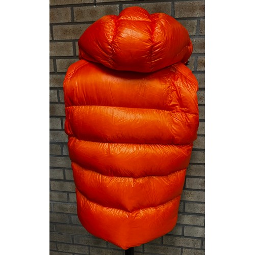 118 - MONCLER 'TARNOS' ORANGE QUILTED DOWN JACKET WITH HOOD SERIAL CODE : F20911A51R00 539WF-326 SIZE 5 RR... 