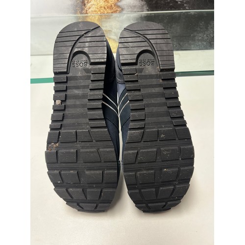 107 - Hugo boss Parkour Runn Nymx Style 5031713 Navy Trainers size 42 RRP £159