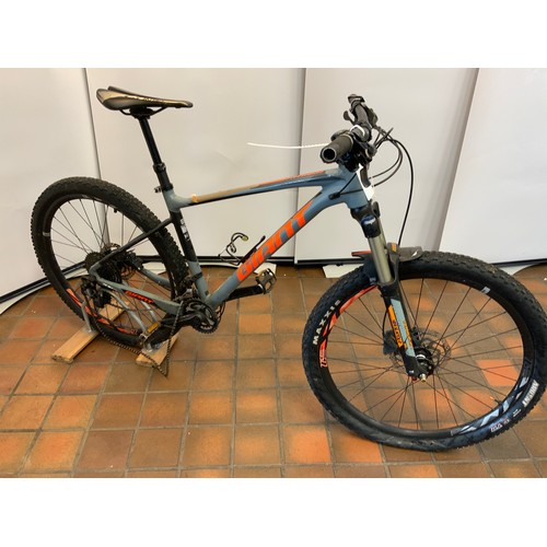Lot 182       