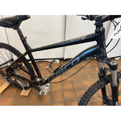 71 - BLACK NORCO STORM CUSTOM FORMED 6061 ALUMINIUM FRAME MENS MOUNTAIN BIKE - NEW RRP APPROX £649 (9467)
