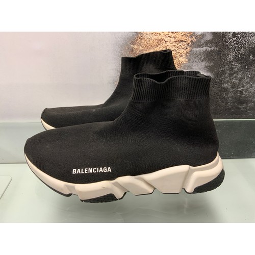 163 - BALENCIAGA SPEED KNIT LOW SIZE UK 7 USED IN BOX  RRP £650 (KA/04)
