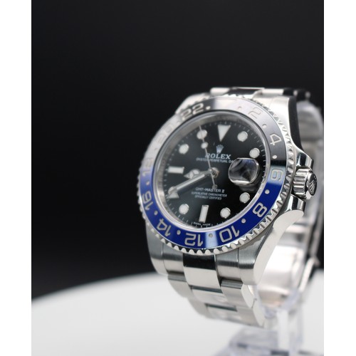 157 - ROLEX OYSTER PERPETUAL DATE GMT MASTER II BRACELET WATCH IN STAINLESS STEEL - SERIAL NUMBER V5513994... 