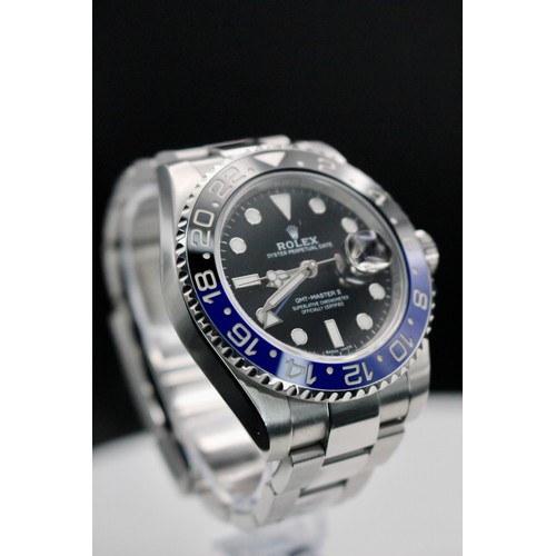 157 - ROLEX OYSTER PERPETUAL DATE GMT MASTER II BRACELET WATCH IN STAINLESS STEEL - SERIAL NUMBER V5513994... 