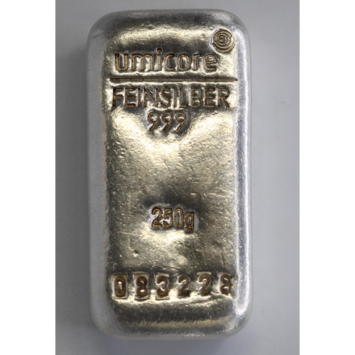 113 - UMICORE FEINSILBER 999 250g SILVER BAR RRP £236