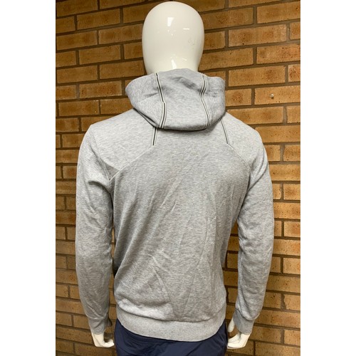 53 - HUGO BOSS SAGGY EMBOSSED LOGO HOODIE GREYGREY SIZE LARGE RRP £82 (P22175481)
