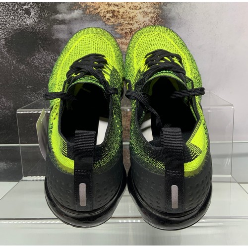 62 - NIKE AIR VAPORMAX FLYKNIT 2VOLT BLACK SIZE UK 8.5 (ONLINE PRICE £129 - £265)  (AD/8)