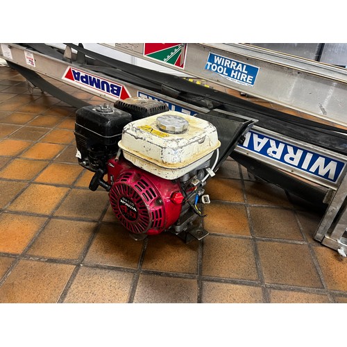 6000 - 8 METRE PETROL BUMPER HOIST - SERIAL NUMBER 1274817 -NEW REPLACEMENT COST £5936