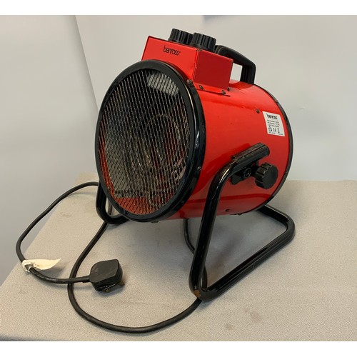 31 - BENROSS ELEC HEATER 240V MODEL 42430 RRP £43