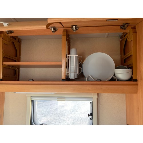 171 - 2007 ACE JUBILEE ARISTOCRAT, 4 BERTH REAR FIXED DOUBLE BED EN SUITE. INCLUDES MOTOR MOVER, PORCH AWN... 