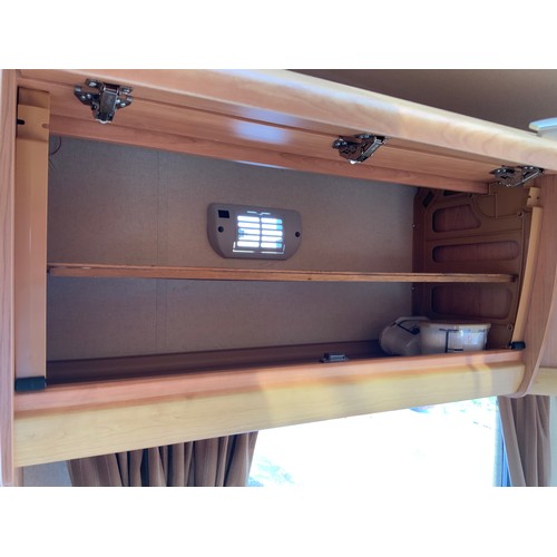 171 - 2007 ACE JUBILEE ARISTOCRAT, 4 BERTH REAR FIXED DOUBLE BED EN SUITE. INCLUDES MOTOR MOVER, PORCH AWN... 