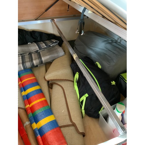 171 - 2007 ACE JUBILEE ARISTOCRAT, 4 BERTH REAR FIXED DOUBLE BED EN SUITE. INCLUDES MOTOR MOVER, PORCH AWN... 