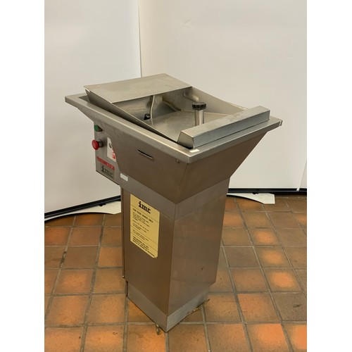 42 - IMC WASTE DISPOSAL UNIT S/N 90490B24