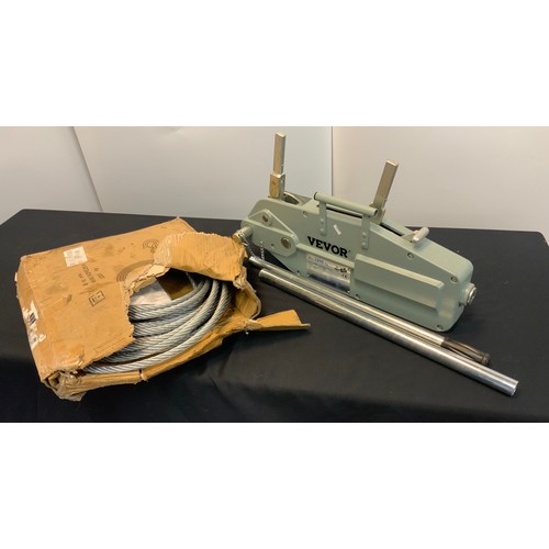 23 - VEVOR 3200KG WINCH & CABLE RRP £162