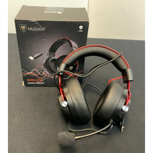 122 - NUBWO WIRELESS GAMING HEADSET - NEW