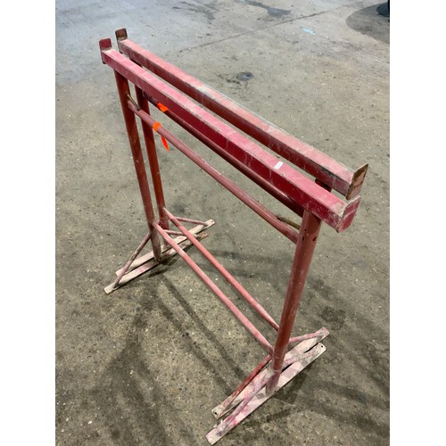 152 - PAIR OF BUILDERS TRESSELS