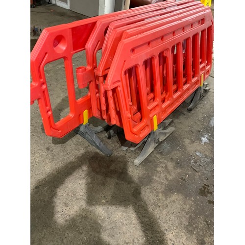 144 - 6 CHAPTER 8 ROAD BARRIERS