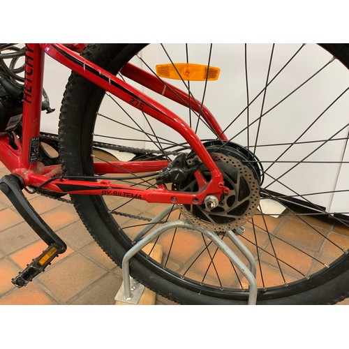 244 - YOSEMITE HETCHY ELECTRIC 7 SPEED MOUNTAIN BIKE WITH LARGE 27.5 WHEELS - COST NEW £1200 (9632)