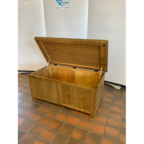 71 - BLANKET CHEST RRP £425.99