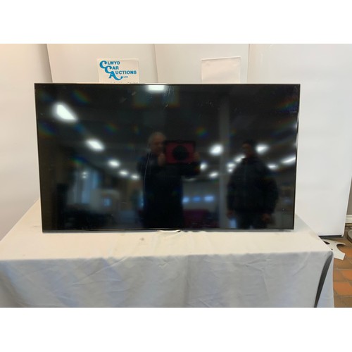 251 - SAMSUNG 55