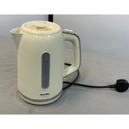 55 - BREVILLE ELEC KETTLE RRP £30