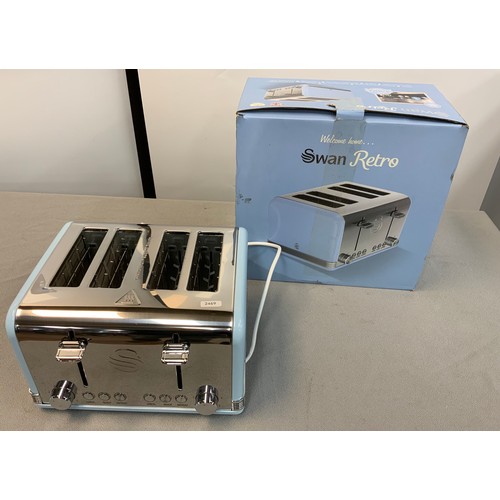 42 - SWAN BLUE RETRO 4 SLICE TOASTER RRP £49.99