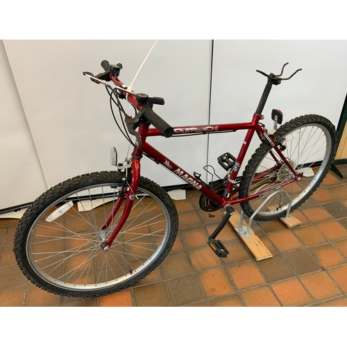 106 - OUTREACH MAGNA15 Speed, 18.5 Frame BIKE (9611)