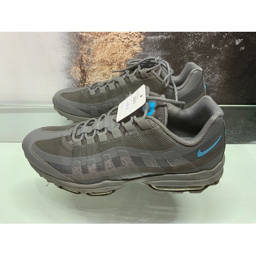 77 - NIKE AIR MAX 95 ULTRA SE GREY/AQUA SIZE UK 8 RRP £140 (JFC/12)