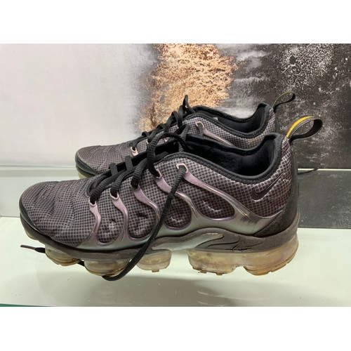 89 - NIKE AIR VAPORMAX PLUS MEGATRON SIZE UK 8  RRP £205 (JFC/12)