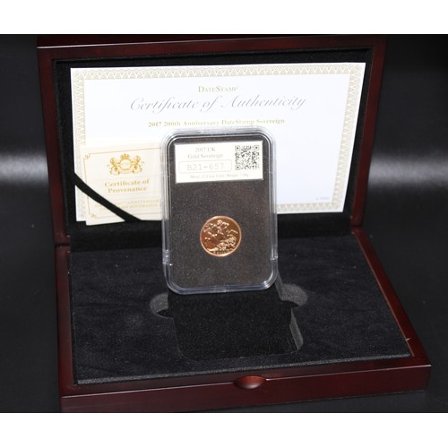 157 - 2017 ELIZABETH II GOLD PROOF SOVEREIGN 200th ANNIVERSARY (22 carat, 7.98g) - 'PISTRUCCI'S ST GEORGE ... 