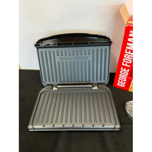 28 - GEORGE FOREMAN VERSATILE FIT GRILL MEDIUM RRP £34