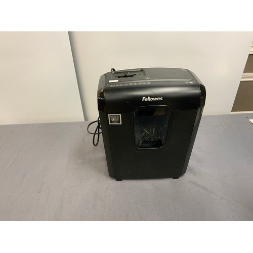 69 - FELLOWES PAPER SHREDDER 240V MODEL CRC46867 RRP £42.99