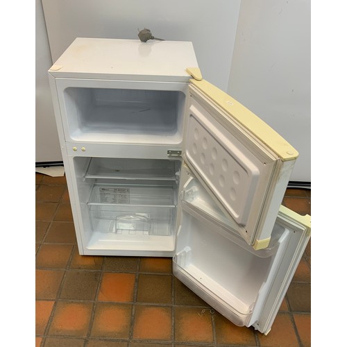 25 - CURRYS UNDER COUNTER FRIDGE FREEZER - MODEL CUC502W12