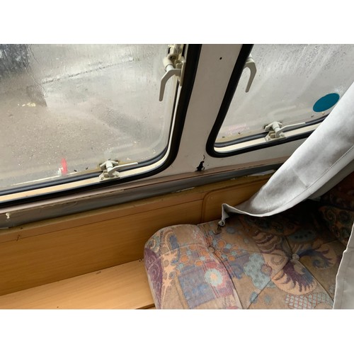 160 - APPROX 1995 AVONDALE OLYMPUS 5 BERTH CARAVAN  - BUNK BED OVER DOUBLE BED, DOUBLE BED AT FRONT. CASSE... 