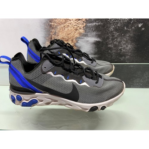 157 - NIKE REACT ELEMENT 
